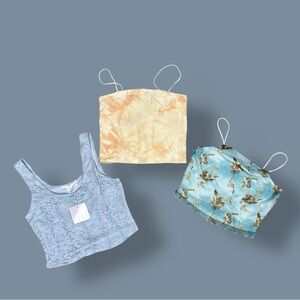 Bundled Mixed Lot Of 3 Size Medium Women’s Sleeveless Crop Tops